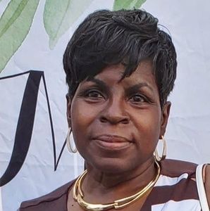 Meet your Posher, Deborah